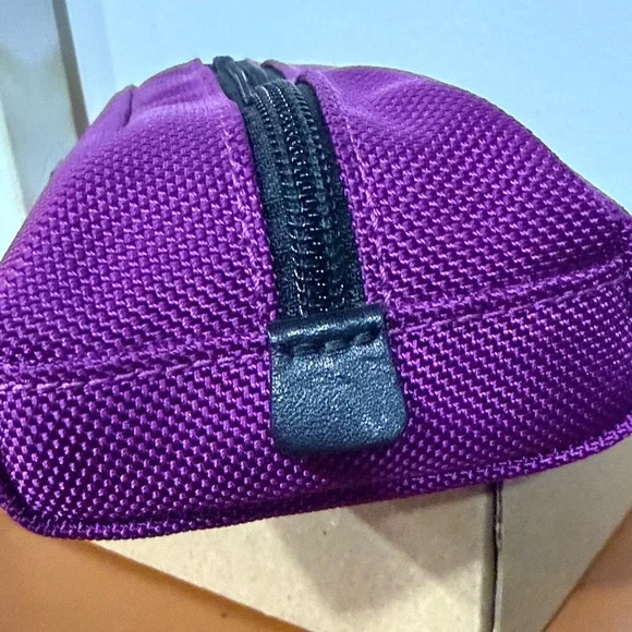 Tumi Violet Electronic Storage Zippered Pouch - Picture 2 of 8